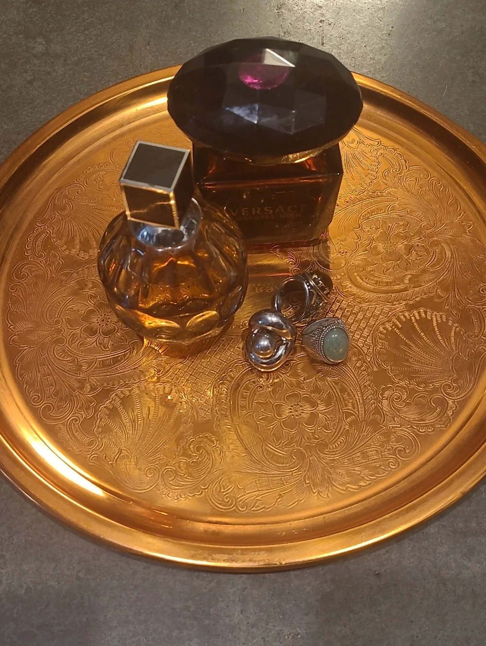 ETCHED COPPER TONED ROUND SERVING DECORATIVE TRAY